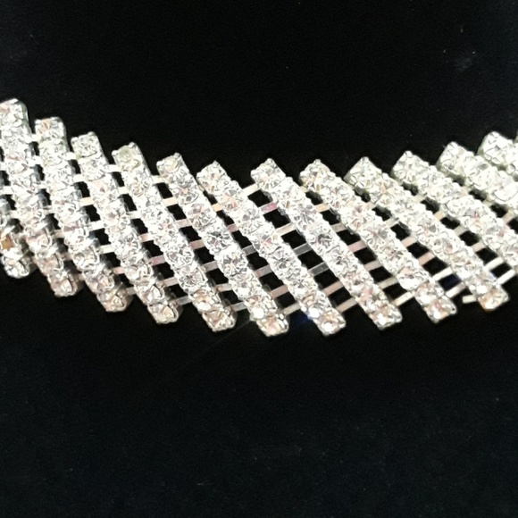 Diamond Accent Collar Necklace and Bracelet Set - Picture 3 of 4